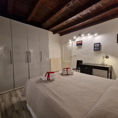 Piccolo Rifugio In Santa Croce Apartment *